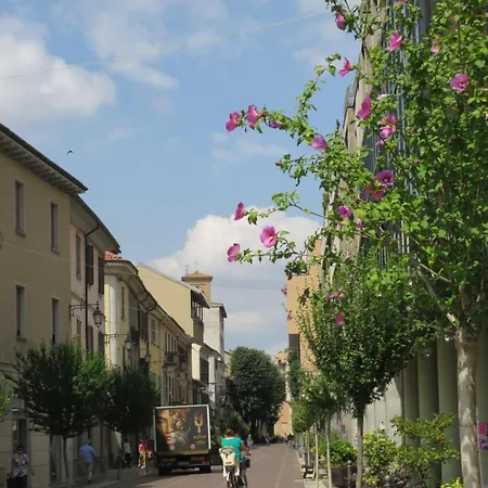 Lägenhet Casa Luna Tra E Milano *