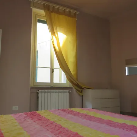 Lägenhet Casa Luna Tra E Milano