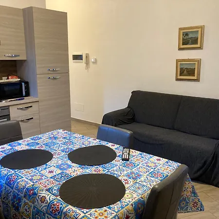 Lägenhet Casa Luna Tra E Milano